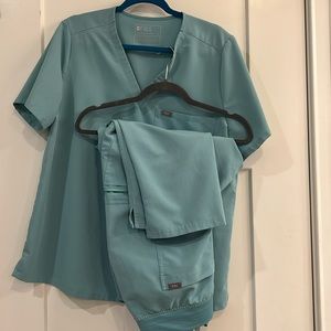 Figs Seaglass XL/Petite XL scrub set